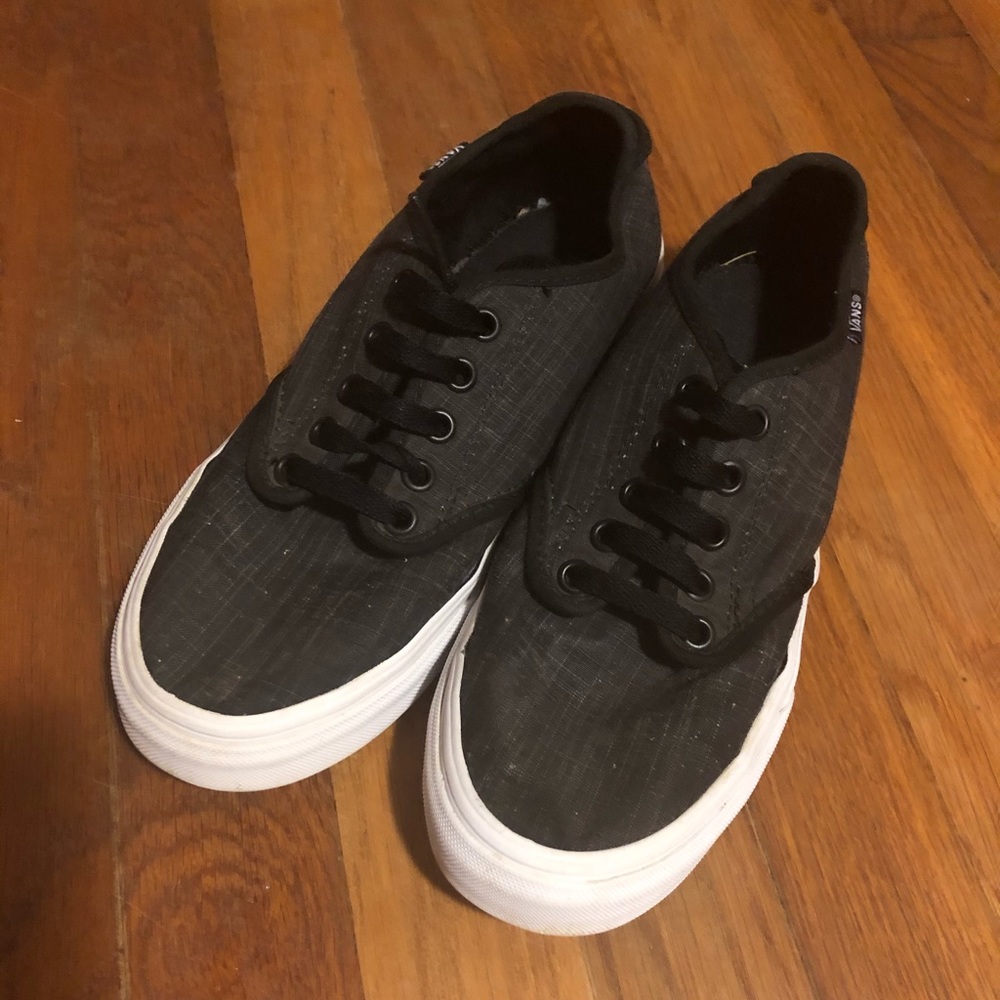 Women’s Vans size 8 Dark Gray